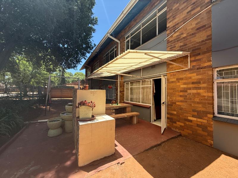 2 Bedroom Property for Sale in Vanderbijlpark Cw 6 Gauteng