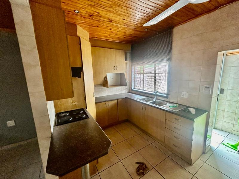 3 Bedroom Property for Sale in Vanderbijlpark Cw 6 Gauteng