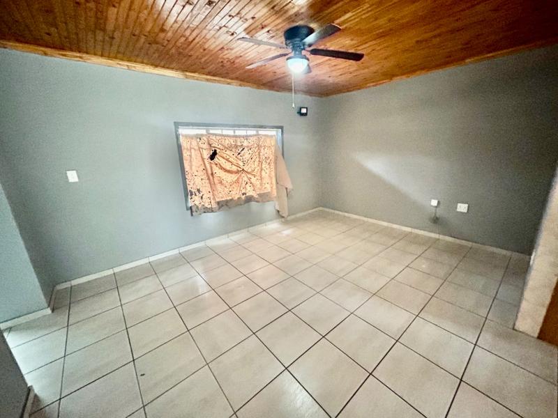 3 Bedroom Property for Sale in Vanderbijlpark Cw 6 Gauteng
