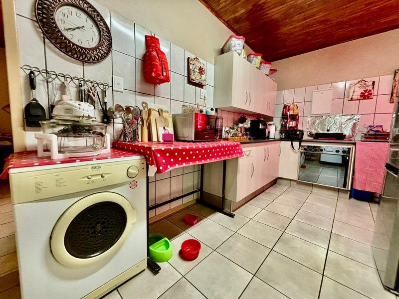 3 Bedroom Property for Sale in Vanderbijlpark Cw 6 Gauteng