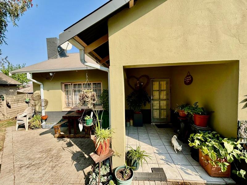3 Bedroom Property for Sale in Vanderbijlpark Cw 6 Gauteng