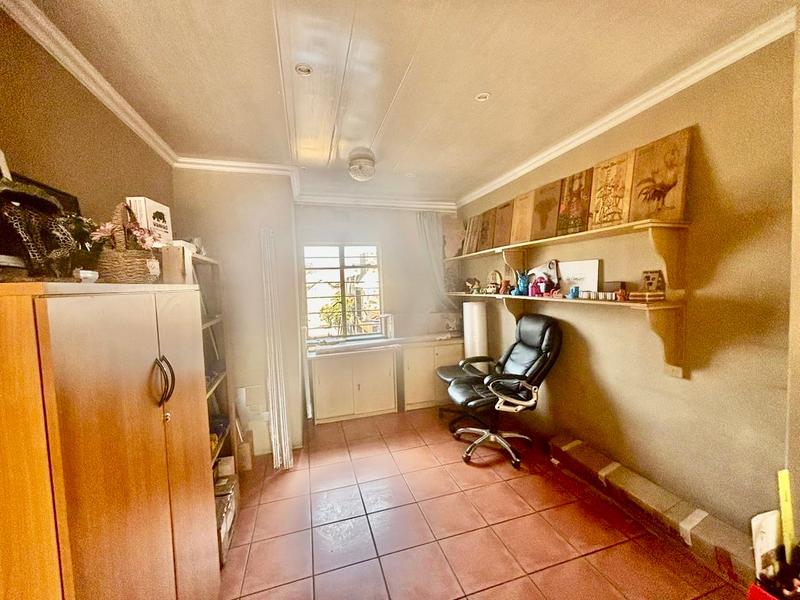 3 Bedroom Property for Sale in Vanderbijlpark Cw 6 Gauteng