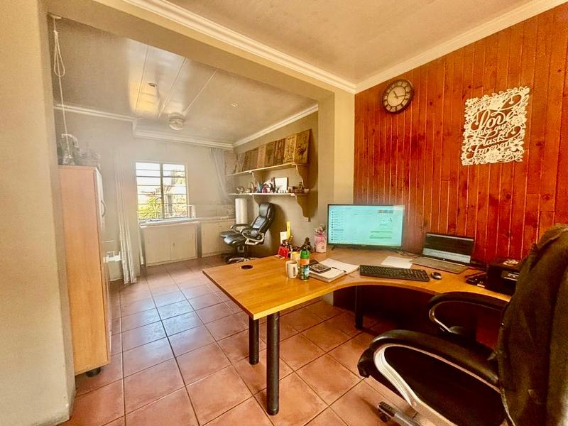 3 Bedroom Property for Sale in Vanderbijlpark Cw 6 Gauteng