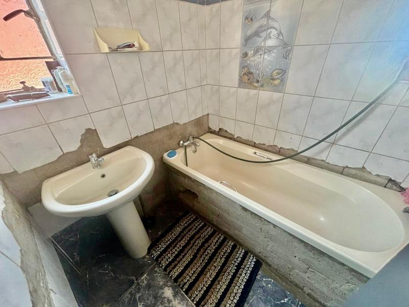 3 Bedroom Property for Sale in Vanderbijlpark Cw 6 Gauteng