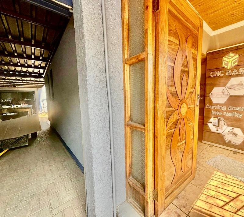 3 Bedroom Property for Sale in Vanderbijlpark Cw 6 Gauteng
