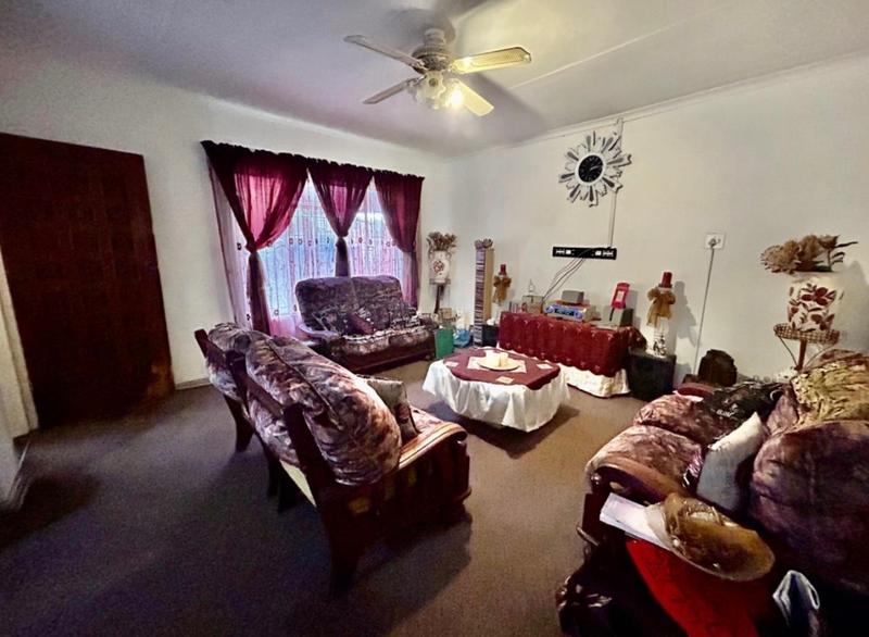 3 Bedroom Property for Sale in Vanderbijlpark Cw 6 Gauteng