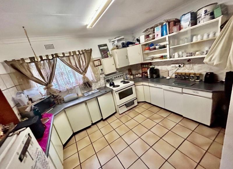3 Bedroom Property for Sale in Vanderbijlpark Cw 6 Gauteng