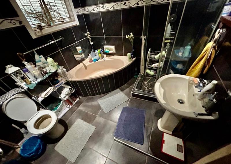 3 Bedroom Property for Sale in Vanderbijlpark Cw 6 Gauteng