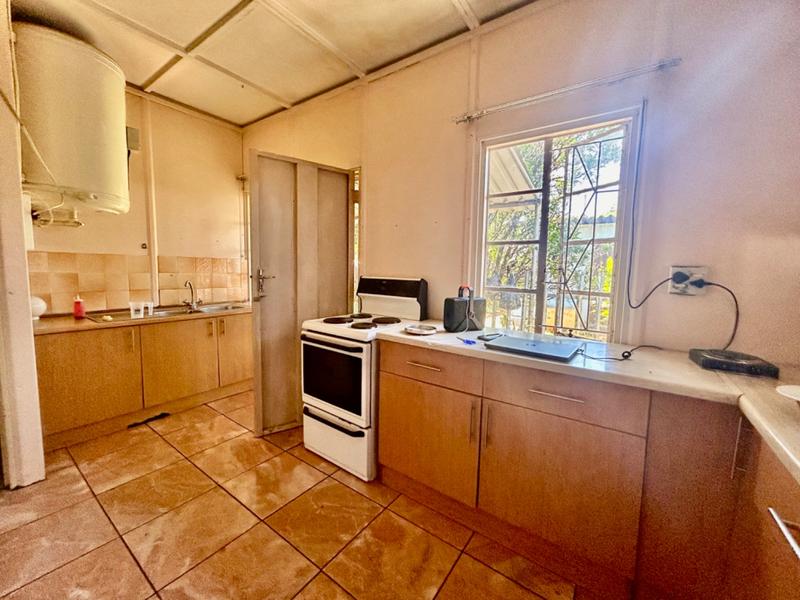 2 Bedroom Property for Sale in Vanderbijlpark Cw 6 Gauteng