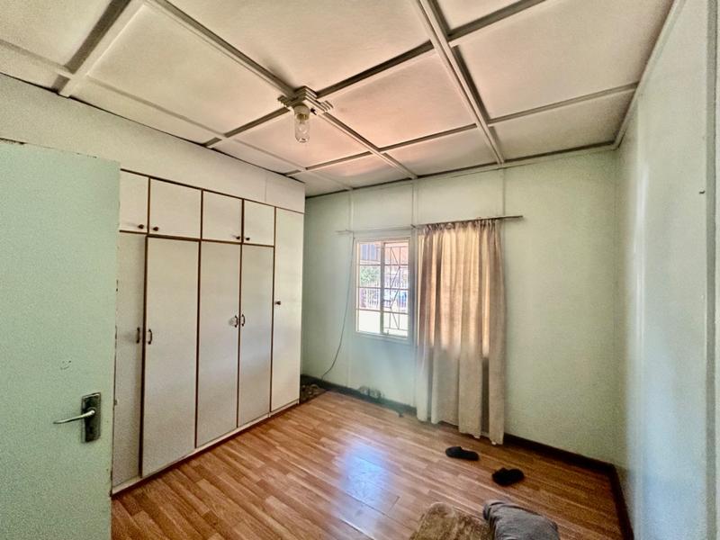 2 Bedroom Property for Sale in Vanderbijlpark Cw 6 Gauteng