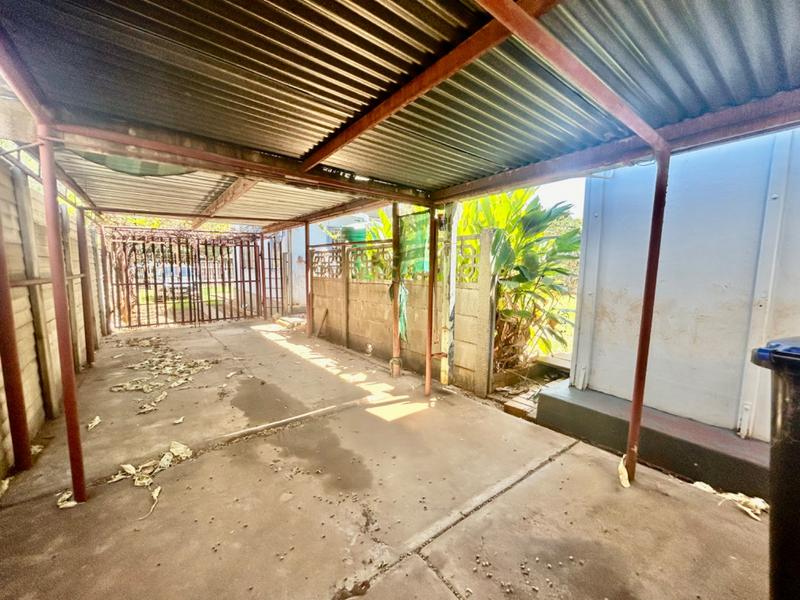2 Bedroom Property for Sale in Vanderbijlpark Cw 6 Gauteng