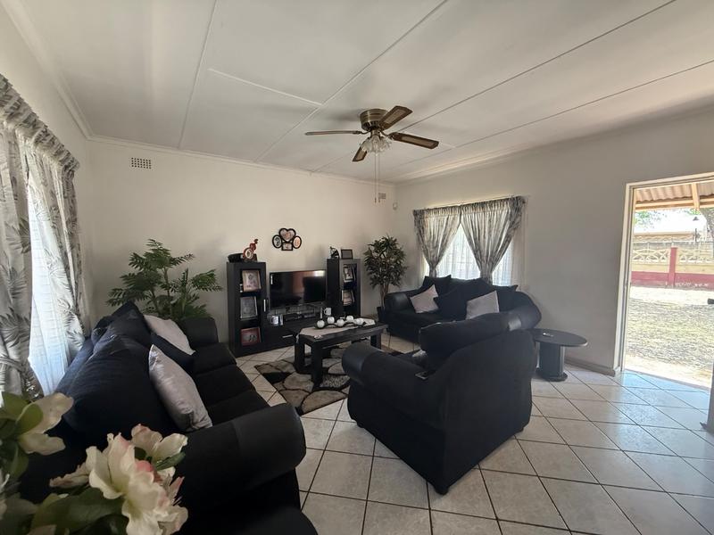 3 Bedroom Property for Sale in Vanderbijlpark Cw 6 Gauteng