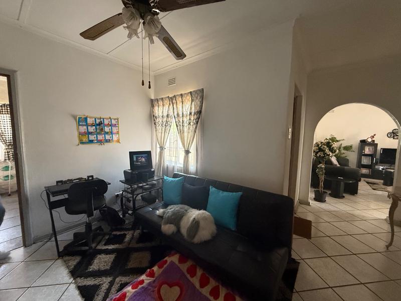 3 Bedroom Property for Sale in Vanderbijlpark Cw 6 Gauteng