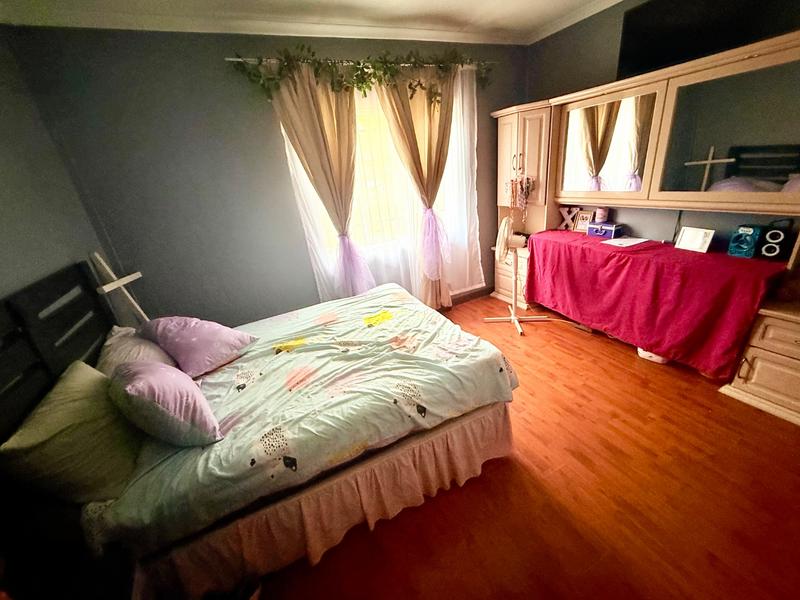 4 Bedroom Property for Sale in Vanderbijlpark Cw 6 Gauteng