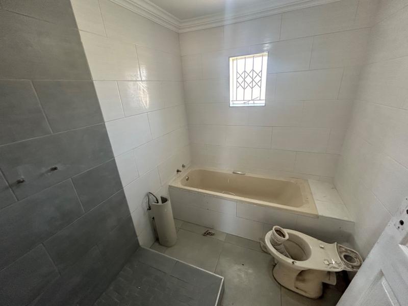 3 Bedroom Property for Sale in Vanderbijlpark Cw 6 Gauteng