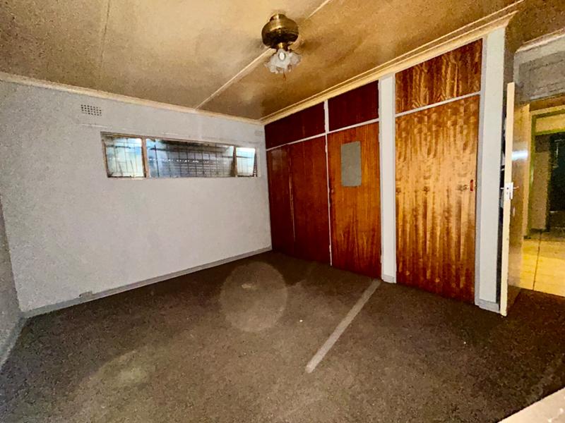 4 Bedroom Property for Sale in Vanderbijlpark Cw 6 Gauteng