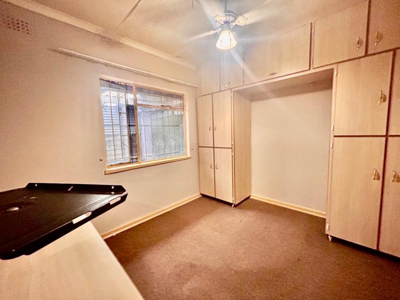 4 Bedroom Property for Sale in Vanderbijlpark Cw 6 Gauteng