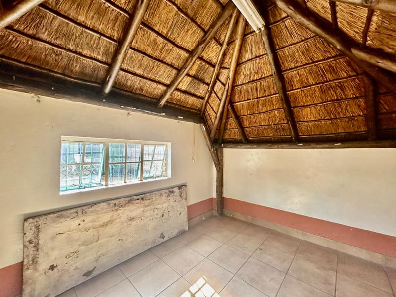 4 Bedroom Property for Sale in Vanderbijlpark Cw 6 Gauteng