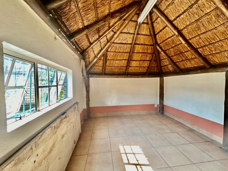4 Bedroom Property for Sale in Vanderbijlpark Cw 6 Gauteng