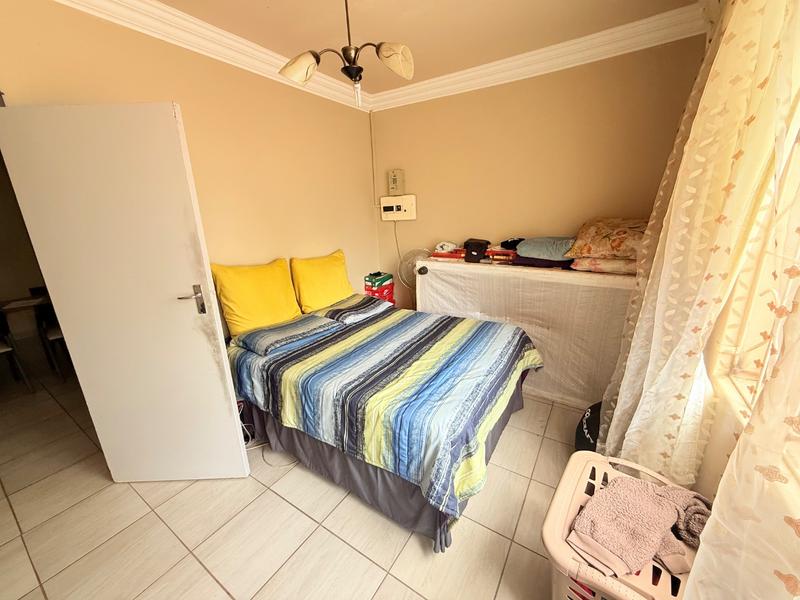2 Bedroom Property for Sale in Vanderbijlpark Cw 6 Gauteng