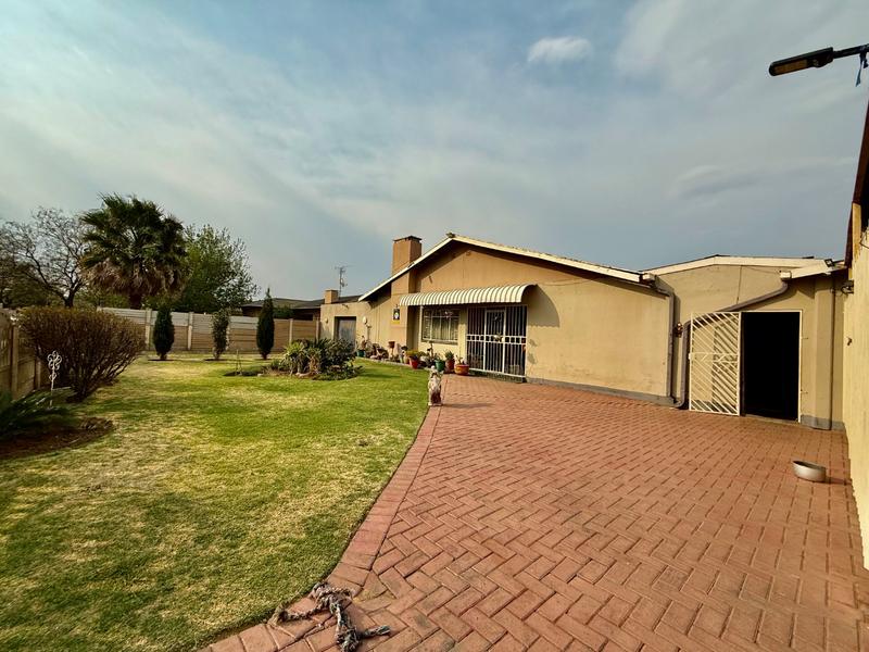 3 Bedroom Property for Sale in Vanderbijlpark SE 1 Gauteng