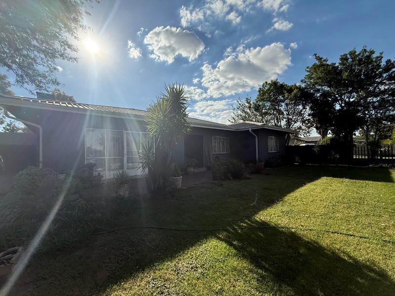 4 Bedroom Property for Sale in Vanderbijlpark SE 1 Gauteng