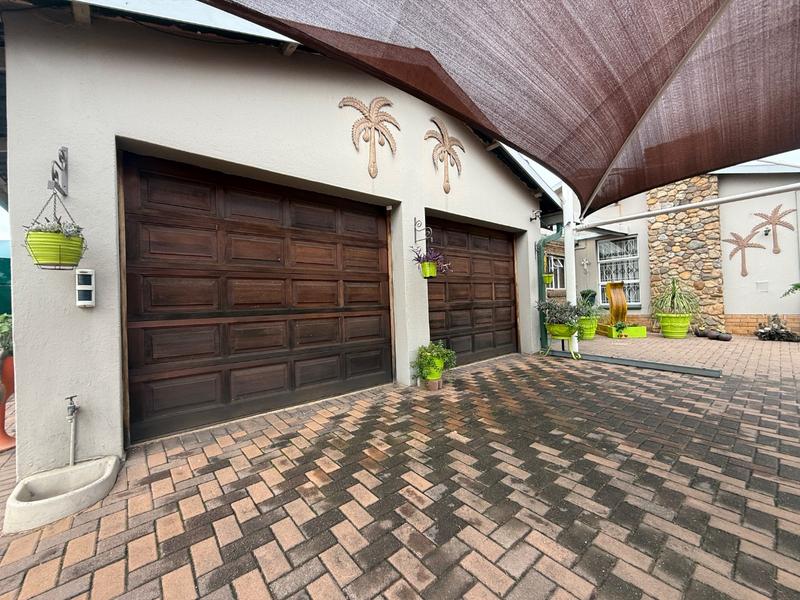 3 Bedroom Property for Sale in Vanderbijlpark SE 1 Gauteng