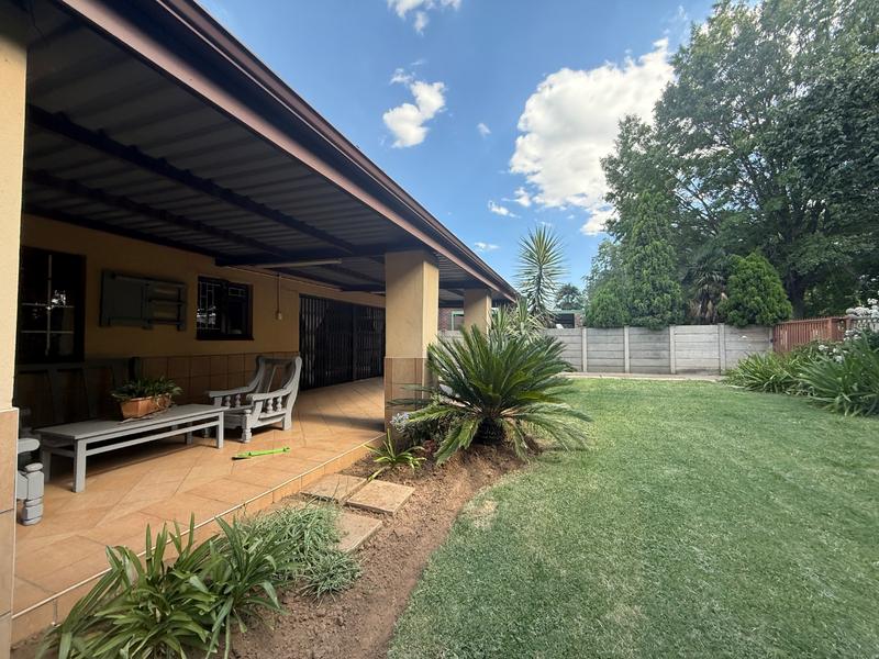 4 Bedroom Property for Sale in Vanderbijlpark SE 1 Gauteng