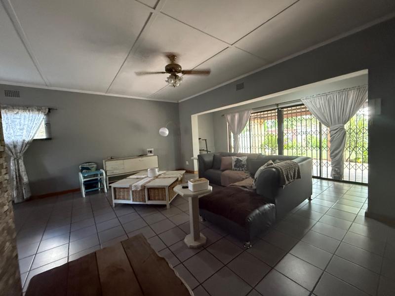 4 Bedroom Property for Sale in Vanderbijlpark SE 1 Gauteng