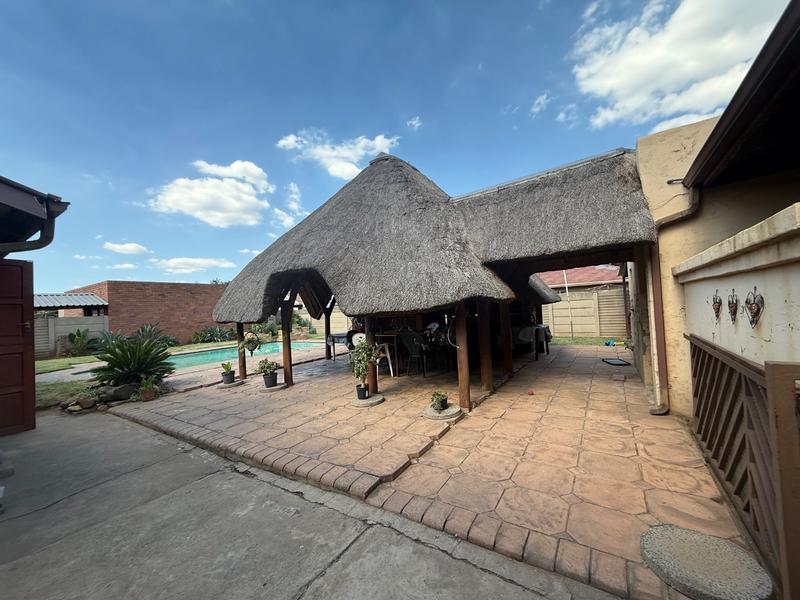 4 Bedroom Property for Sale in Vanderbijlpark SE 1 Gauteng