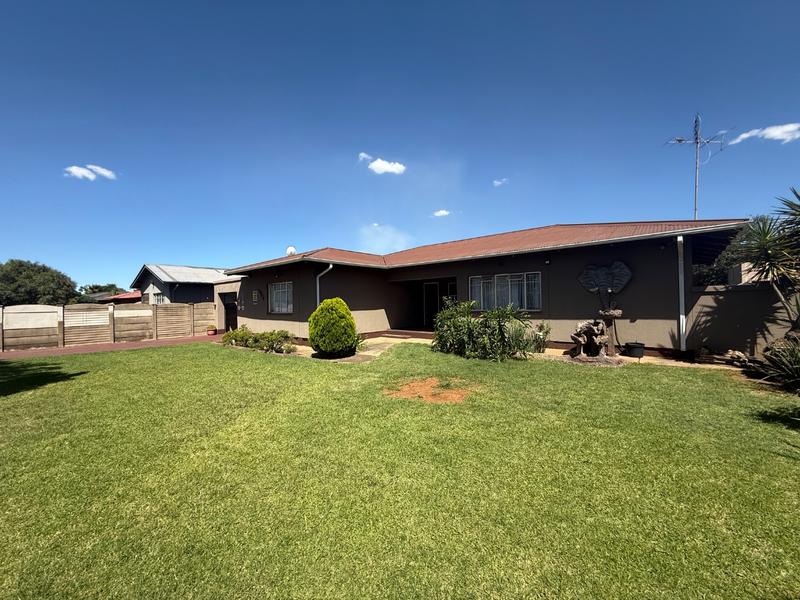 3 Bedroom Property for Sale in Vanderbijlpark SE 1 Gauteng