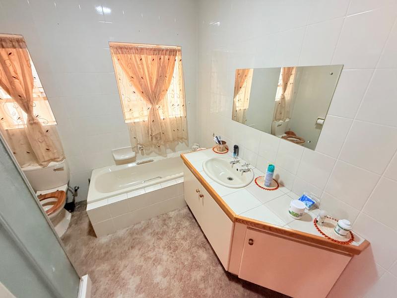 2 Bedroom Property for Sale in Vanderbijlpark SE Gauteng