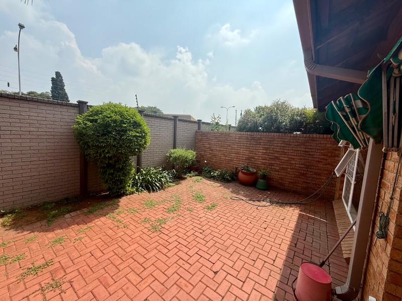 2 Bedroom Property for Sale in Vanderbijlpark SE Gauteng