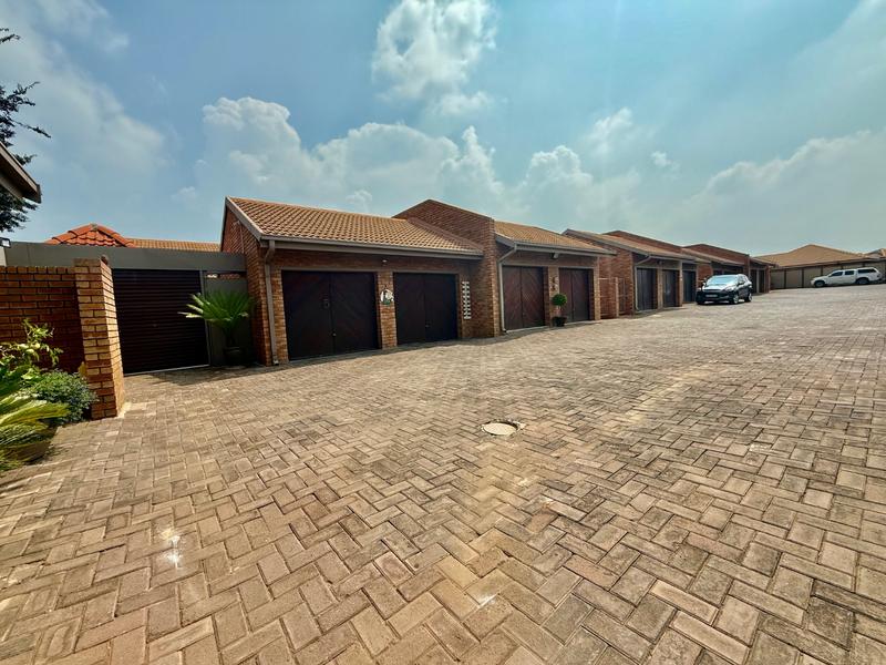2 Bedroom Property for Sale in Vanderbijlpark SE Gauteng