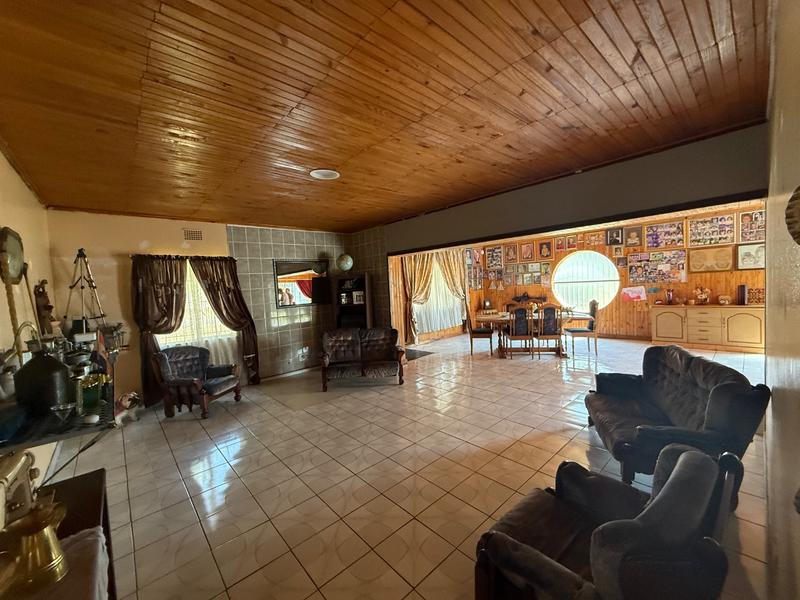 2 Bedroom Property for Sale in Vanderbijlpark SE Gauteng