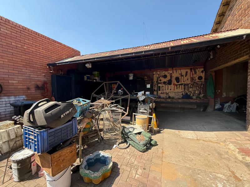 2 Bedroom Property for Sale in Vanderbijlpark SE Gauteng