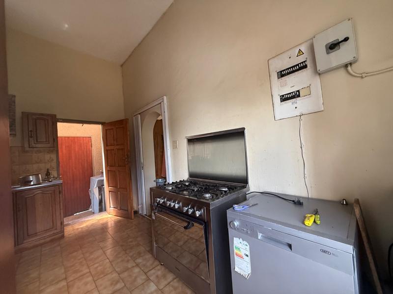 6 Bedroom Property for Sale in Vanderbijlpark SE 3 Gauteng