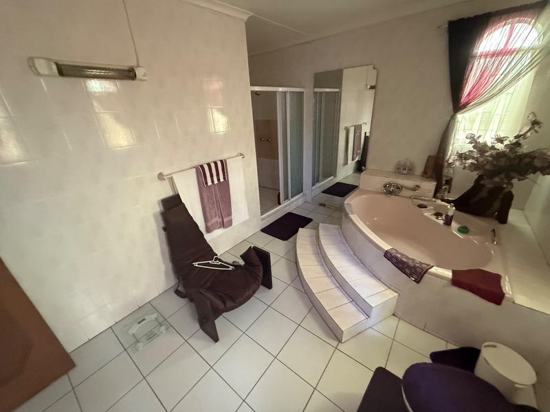 6 Bedroom Property for Sale in Vanderbijlpark SE 3 Gauteng