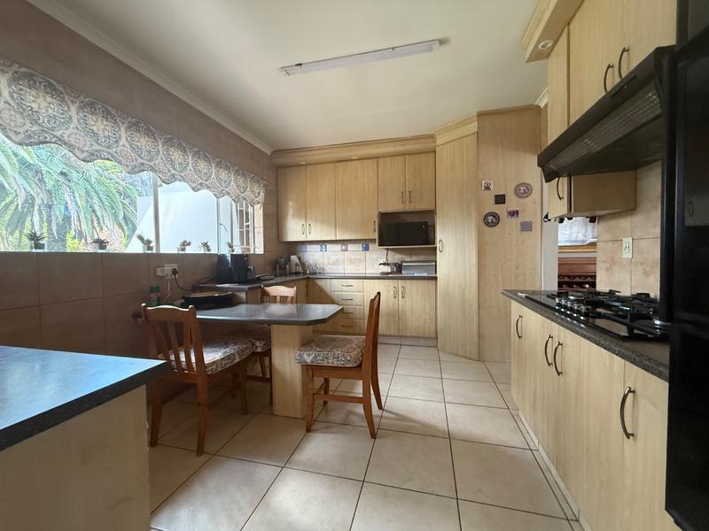 5 Bedroom Property for Sale in Vanderbijlpark SE 3 Gauteng
