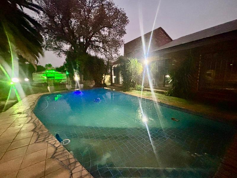 4 Bedroom Property for Sale in Vanderbijlpark SE 3 Gauteng