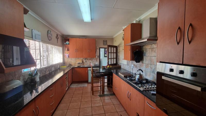 3 Bedroom Property for Sale in Vanderbijlpark SE 3 Gauteng