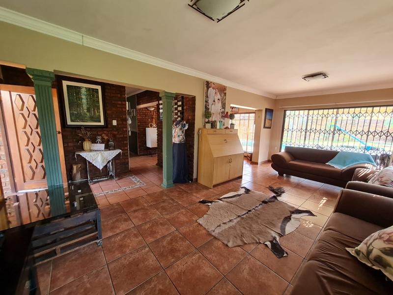 3 Bedroom Property for Sale in Vanderbijlpark SE 3 Gauteng