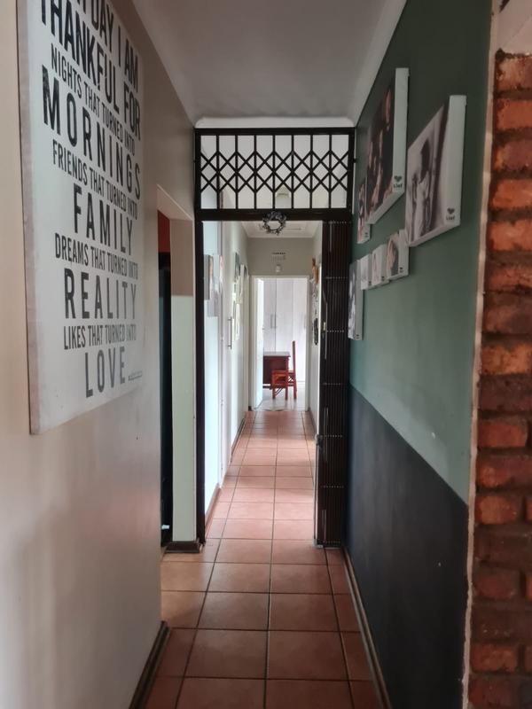 3 Bedroom Property for Sale in Vanderbijlpark SE 3 Gauteng