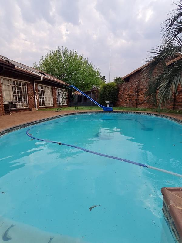 3 Bedroom Property for Sale in Vanderbijlpark SE 3 Gauteng