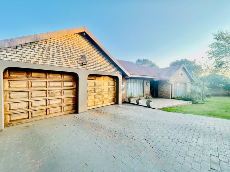 3 Bedroom Property for Sale in Vanderbijlpark SE 3 Gauteng
