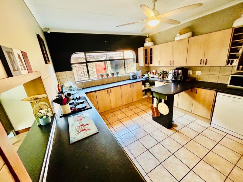 3 Bedroom Property for Sale in Vanderbijlpark SE 3 Gauteng