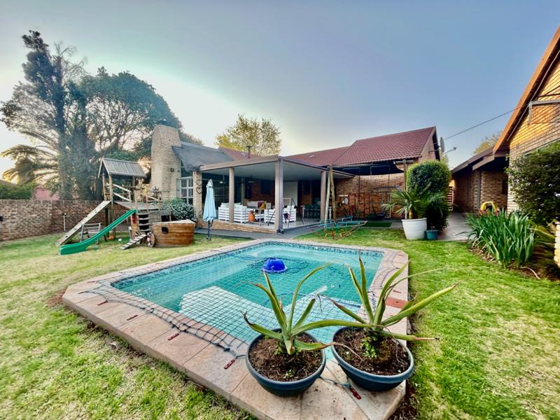 3 Bedroom Property for Sale in Vanderbijlpark SE 3 Gauteng