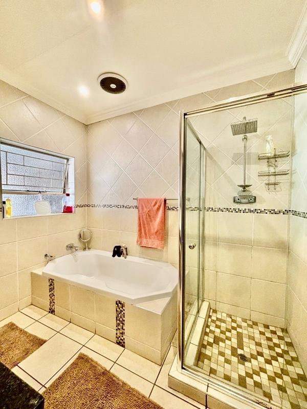 3 Bedroom Property for Sale in Vanderbijlpark SE 3 Gauteng