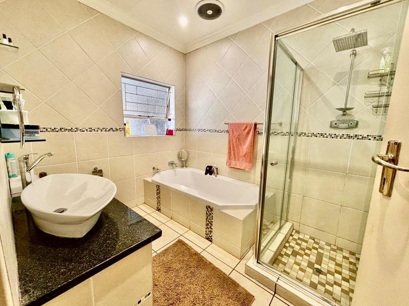3 Bedroom Property for Sale in Vanderbijlpark SE 3 Gauteng