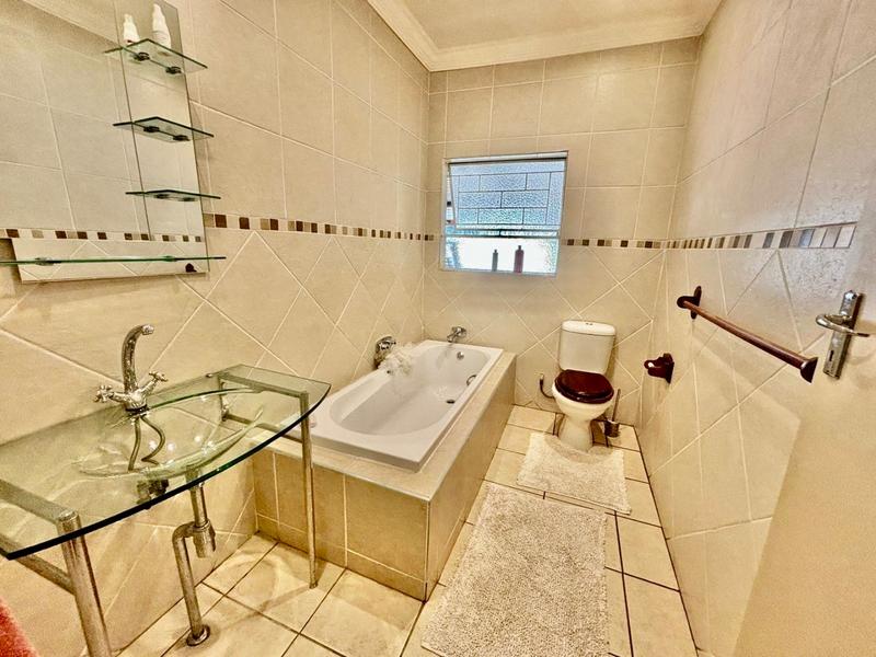 3 Bedroom Property for Sale in Vanderbijlpark SE 3 Gauteng